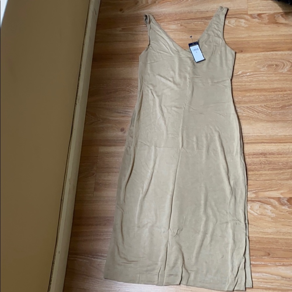 Stunning lightweight Ralph Lauren dress with slit